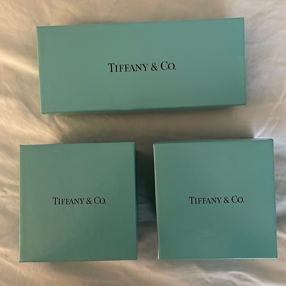 3 Tiffany’s Boxes with small Tiffany’s Bag - Picture 2 of 11